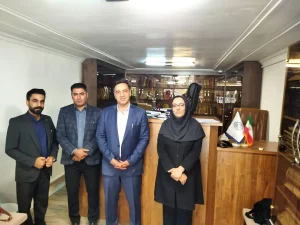 بازدید رییس کانون وکلای دادگستری از روند ساماندهی کتابخانه کانون